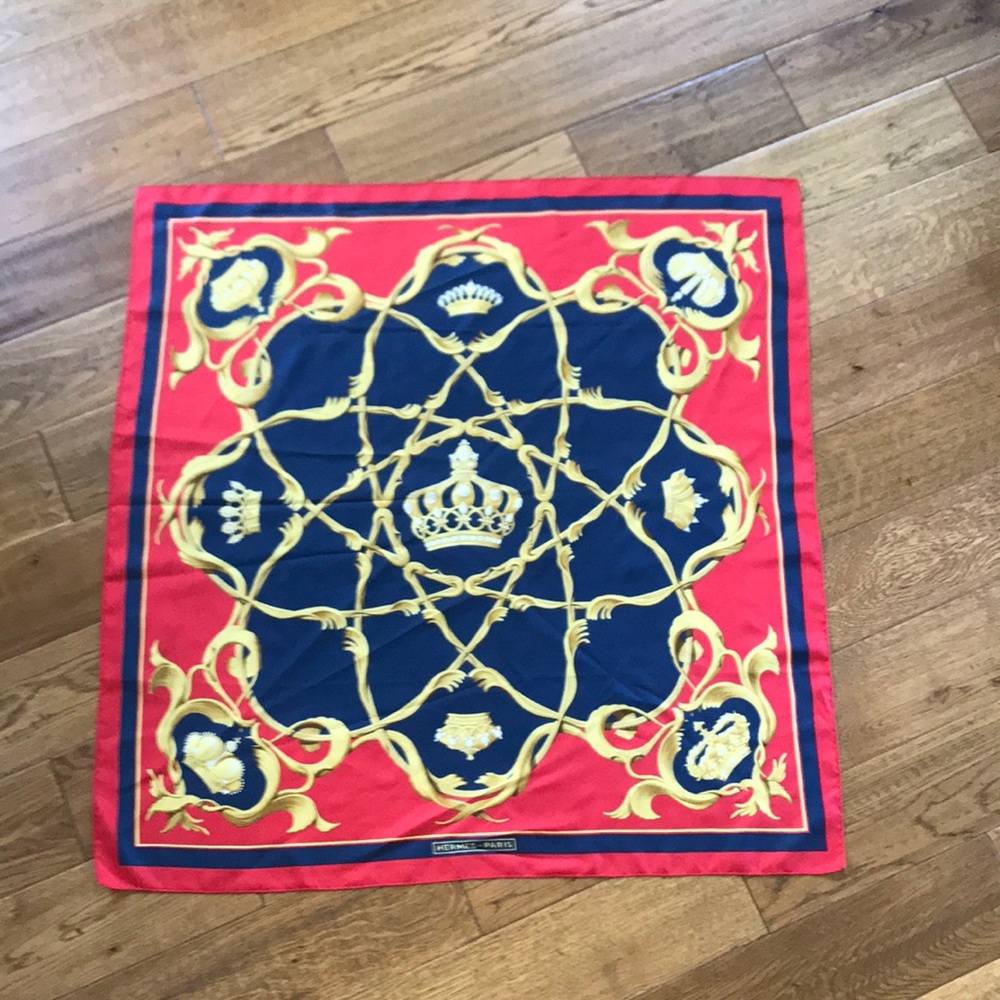 HERMÈS RARE authentic vintage scarf 100% silk